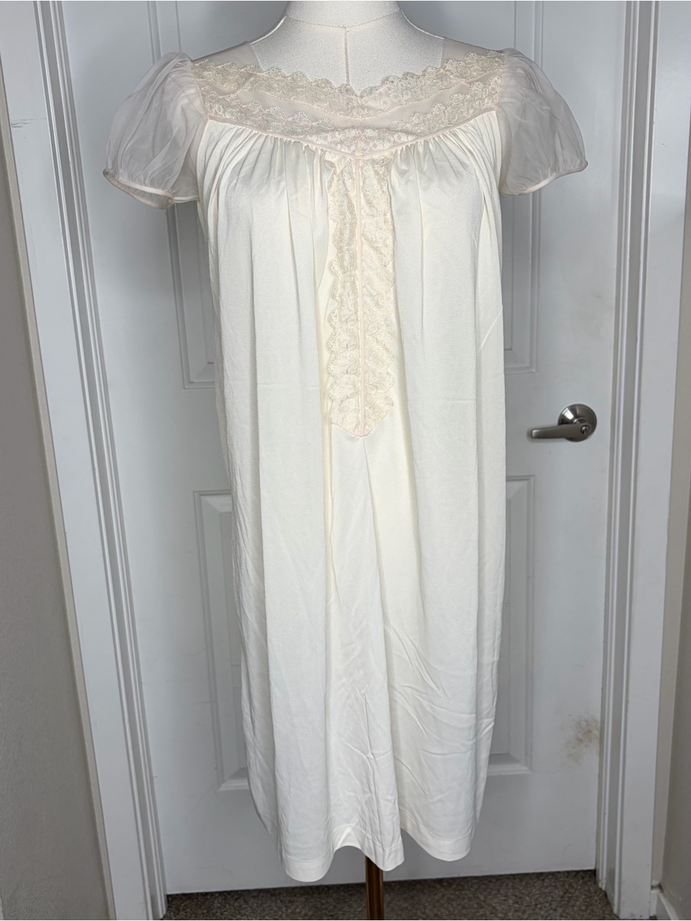 Vintage 70s Creme Beige Lingerie Babydoll Dress Lace Cottage Fairy Whimsy